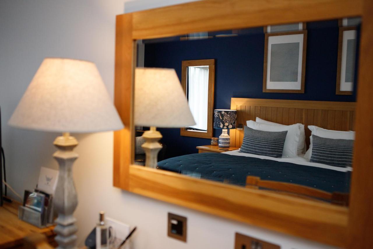 Broad Bay House 5* Back